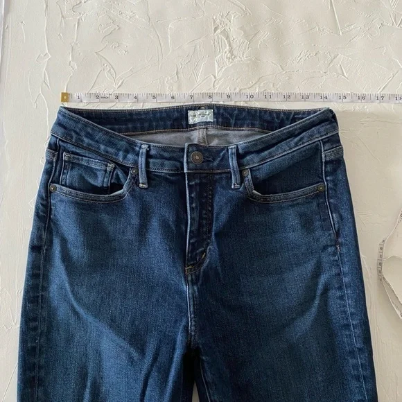 SILVER Fleet Kick Crop Jeans - Picture 13 of 14